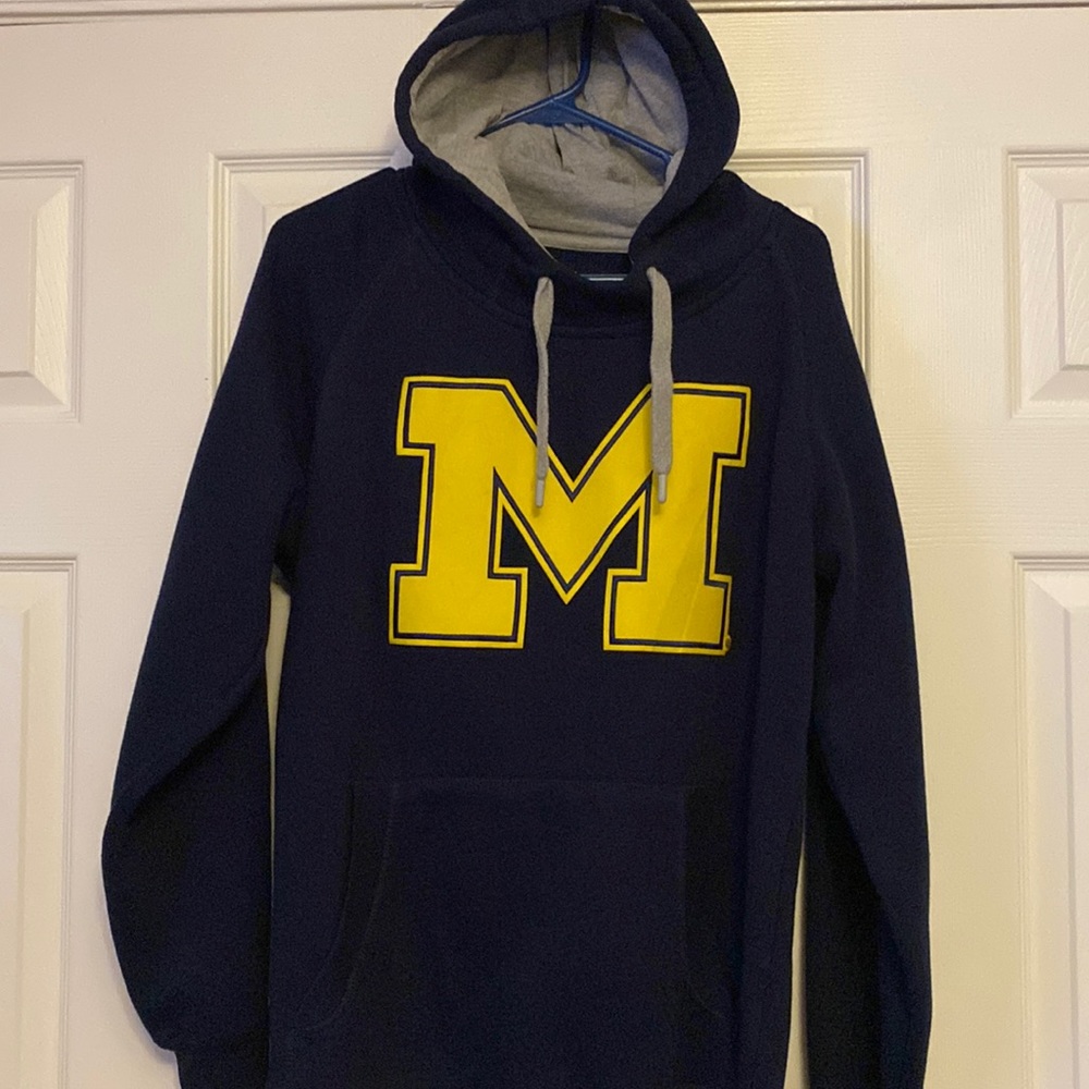 Like New Men Michigan blue hoodie size M